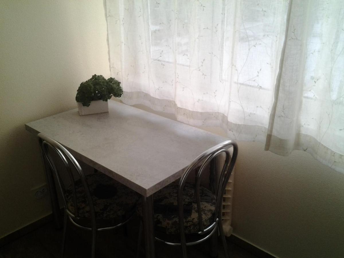 Lori Apartment ナルヴァ エクステリア 写真