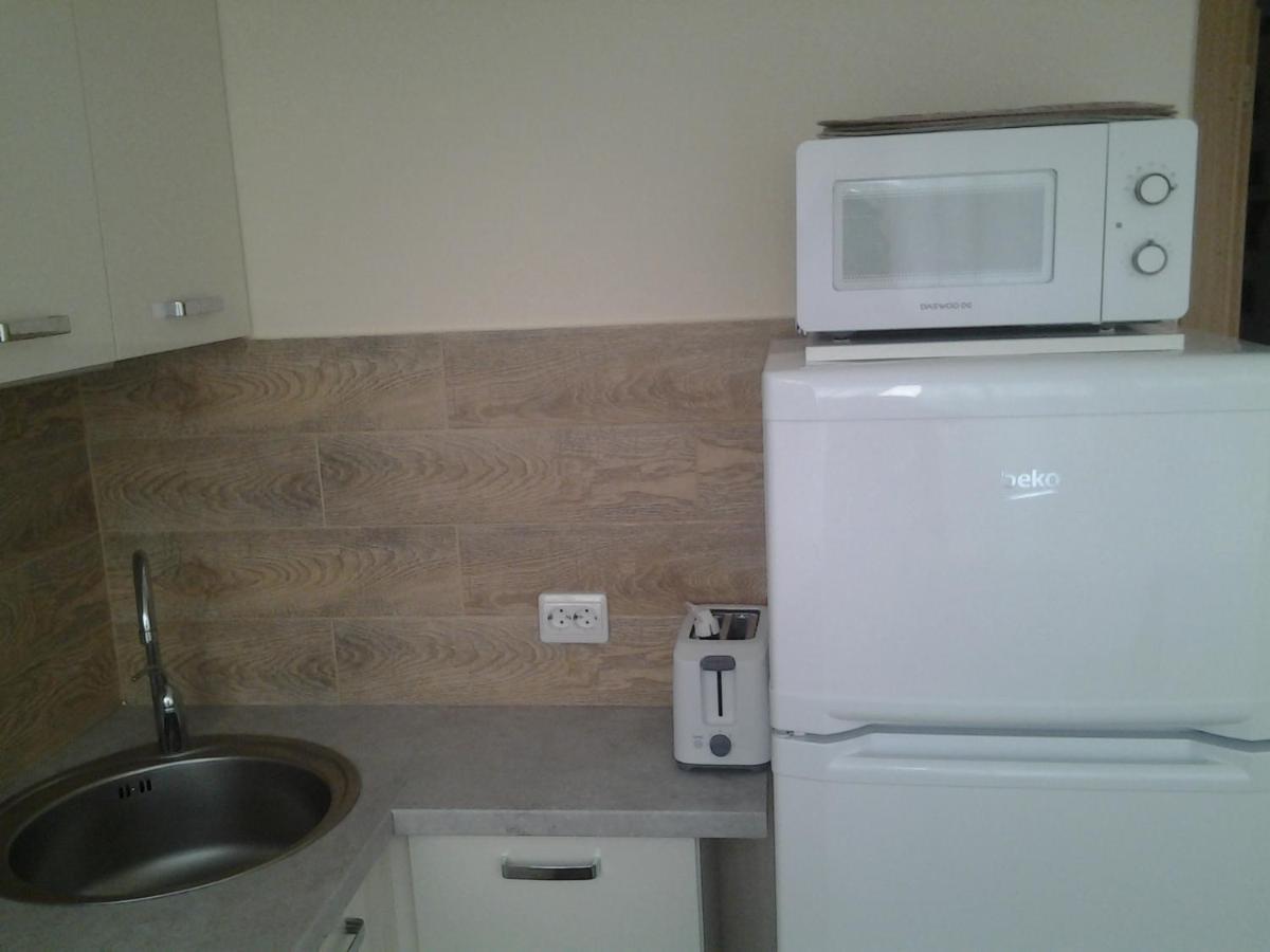 Lori Apartment ナルヴァ エクステリア 写真